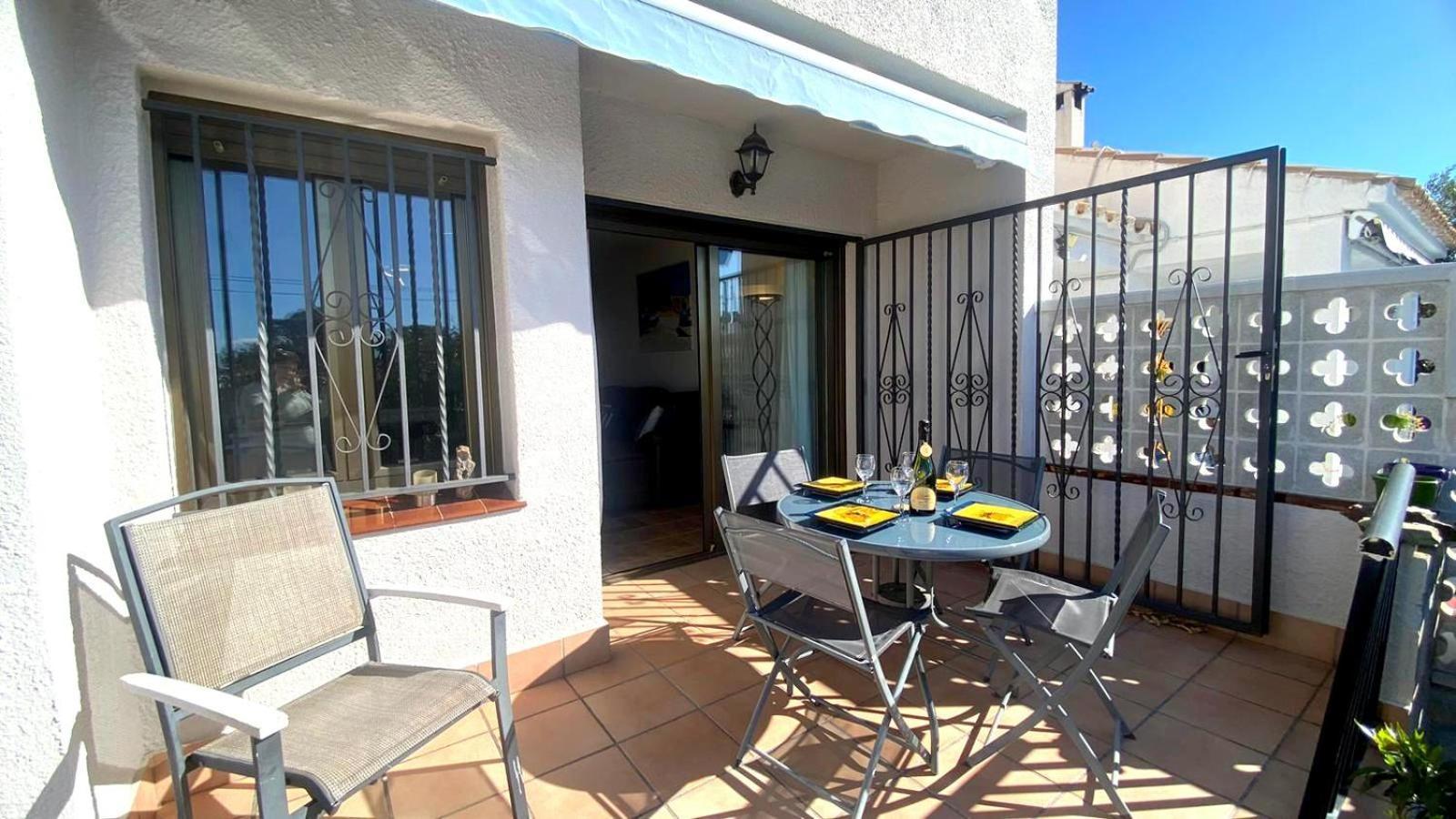 Bages Villa Rosas Exteriör bild